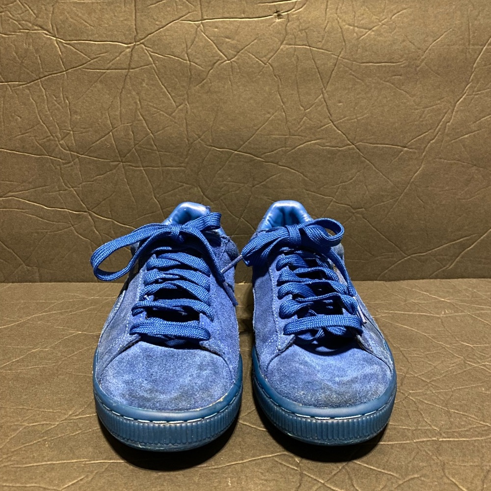 Blue suede puma shoes size 6.5